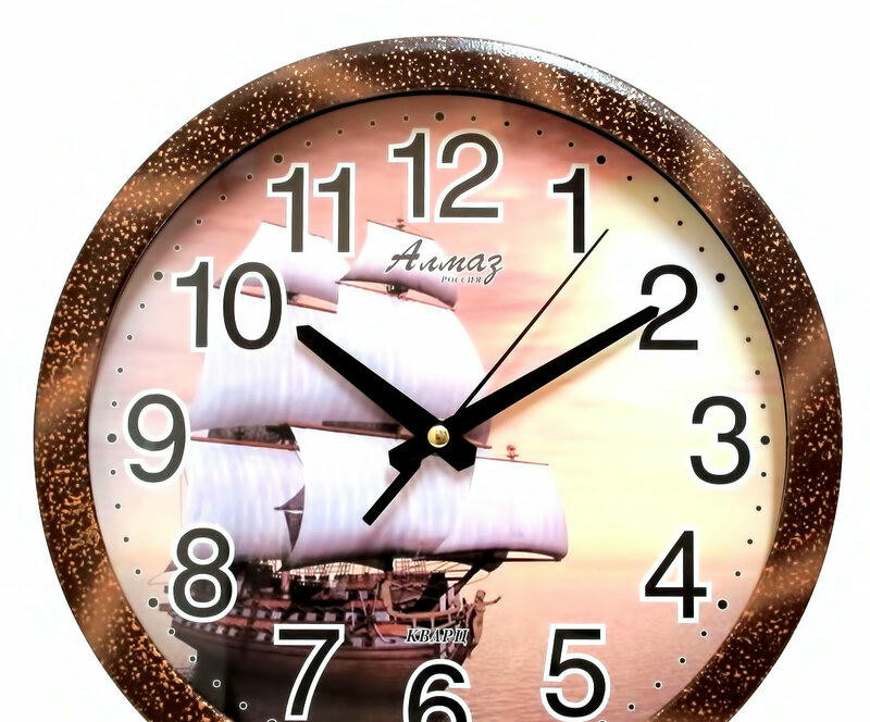 Настенные часы Алмаз В11