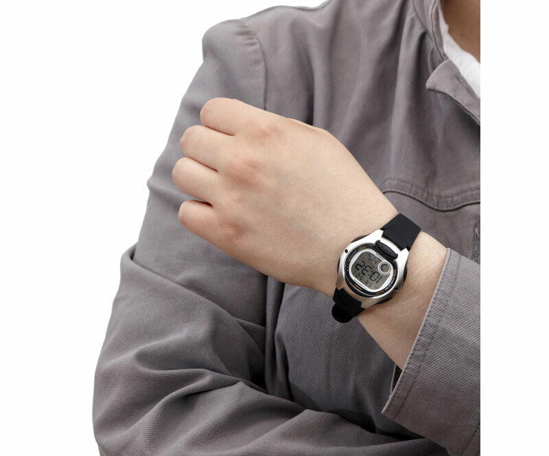 Наручные часы lw-200-1a