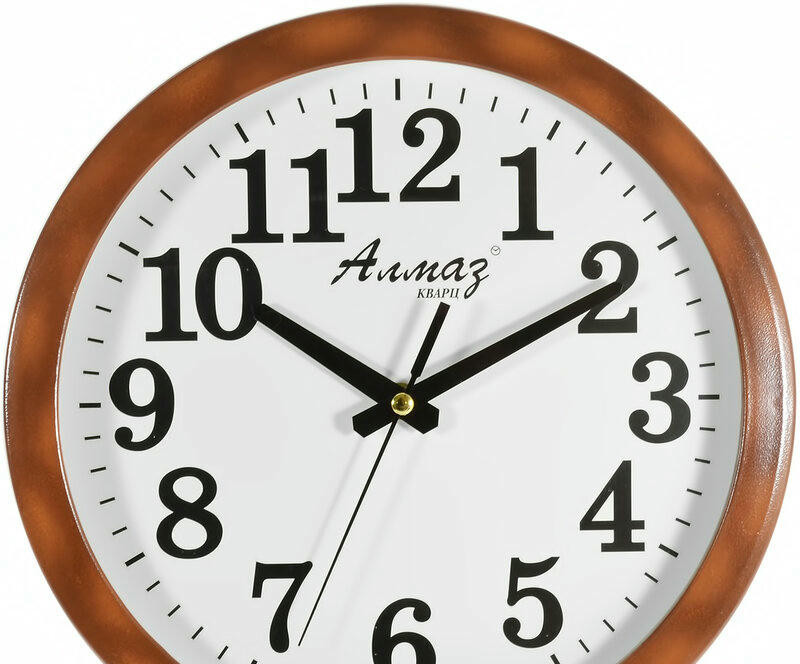 Настенные часы Алмаз В22