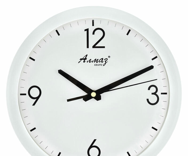 Настенные часы Алмаз В129