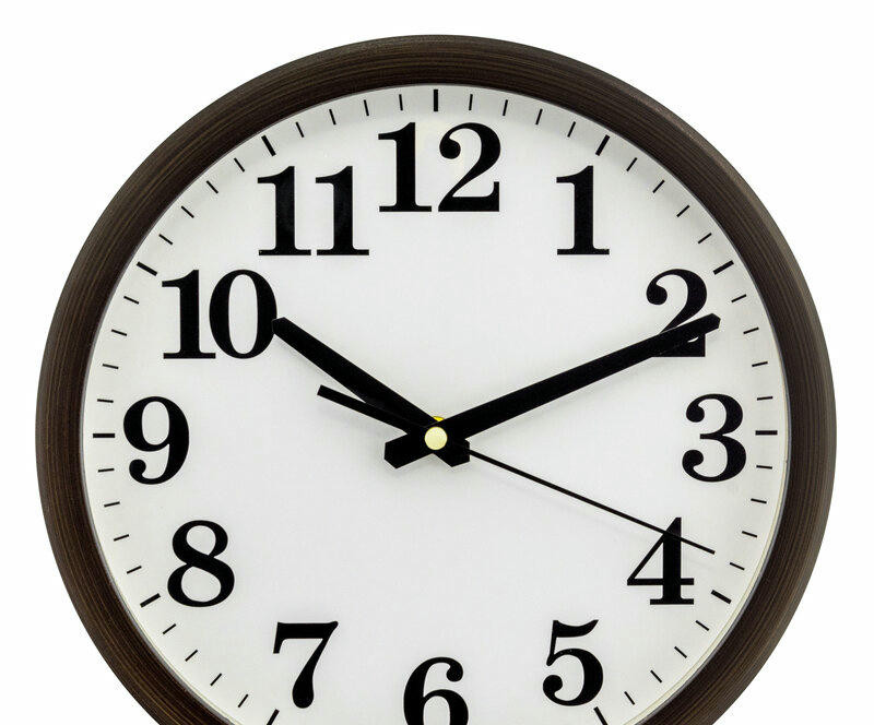 Настенные часы Алмаз В98