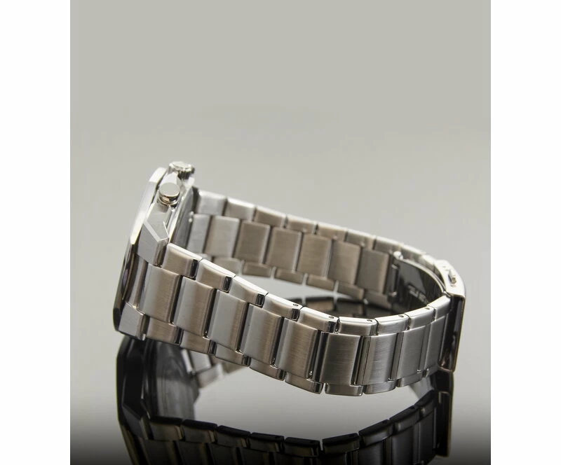 Наручные часы efs-s570d-3a