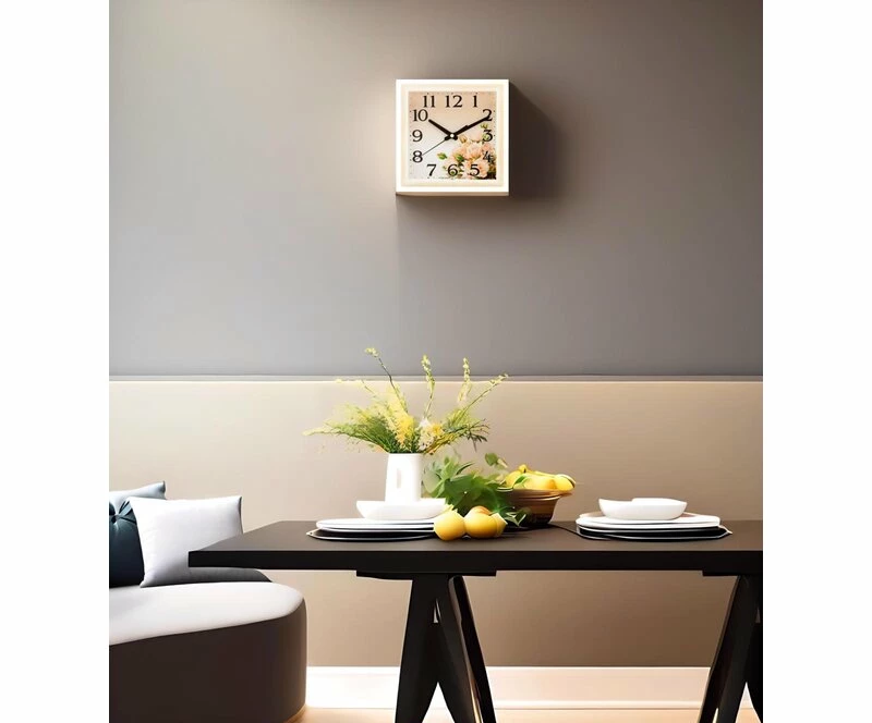 Настенные часы Алмаз М06