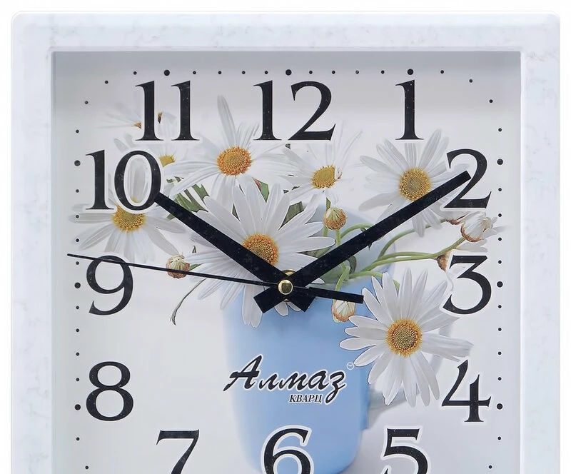 Настенные часы Алмаз М09