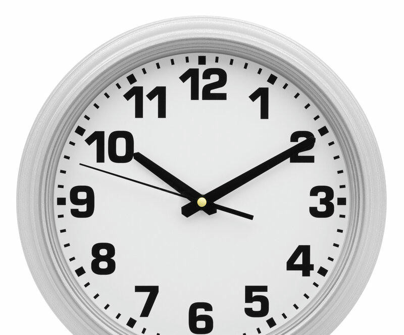 Настенные часы Алмаз А113