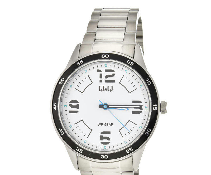 Наручные часы qq q09a-005py