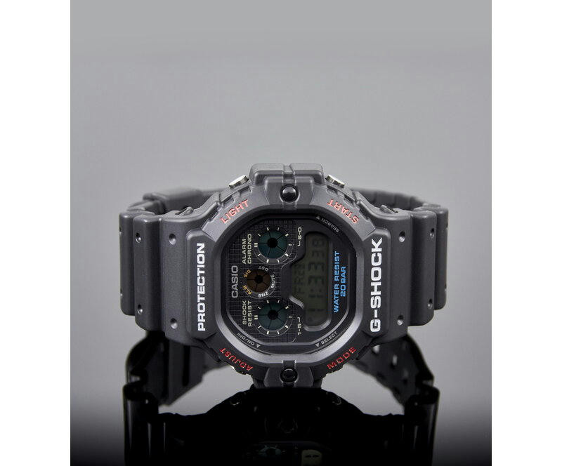 Наручные часы dw-5900-1dr