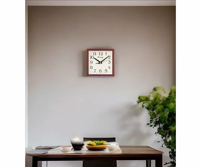 Настенные часы Алмаз М55