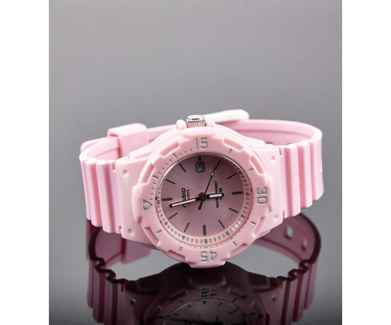 Наручные часы lrw-200h-4e4