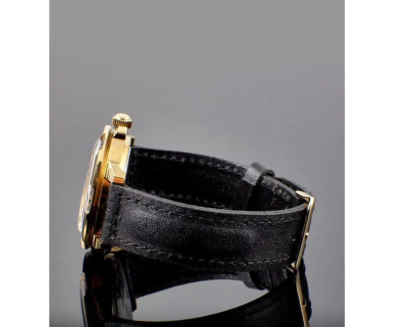 Наручные часы ВОСТОК 2414 (439121) ремень