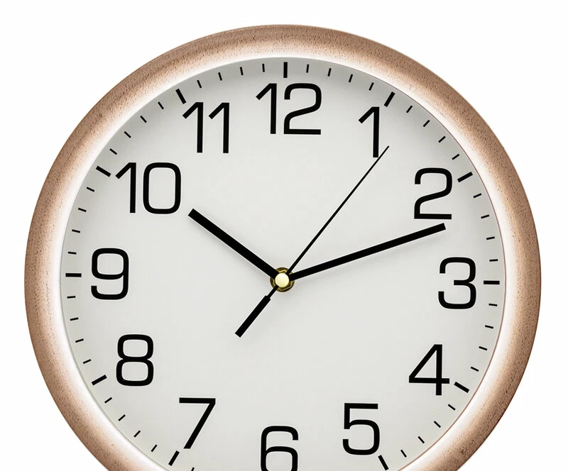 Настенные часы Алмаз В219