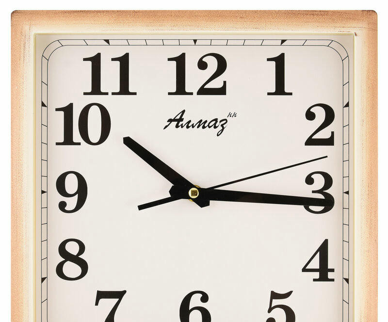 Настенные часы Алмаз К78