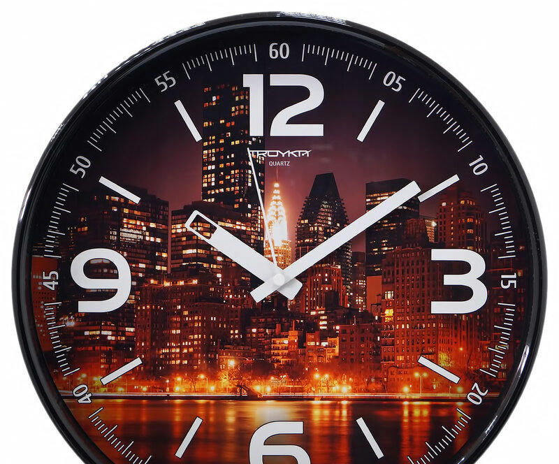 Настенные часы ТРОЙКА 77770728