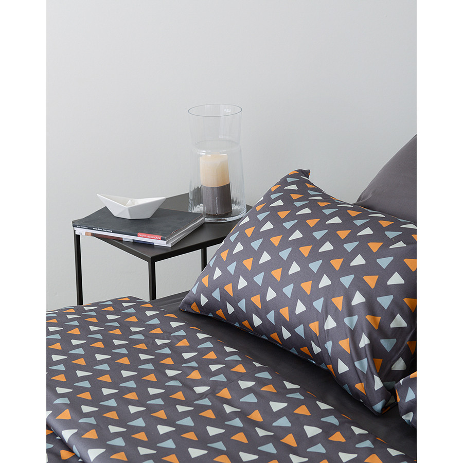 Комплект постельного белья из сатина мятного цвета с принтом triangles из коллекции wild, 200х220 см