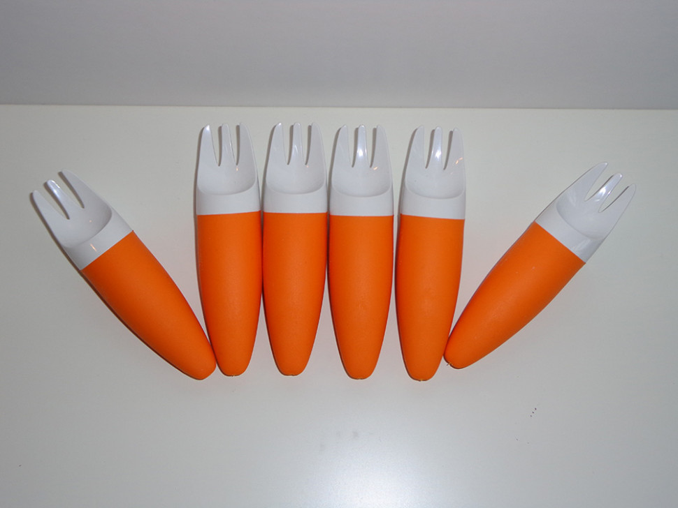 Набор столовых приборов детский оранжевый