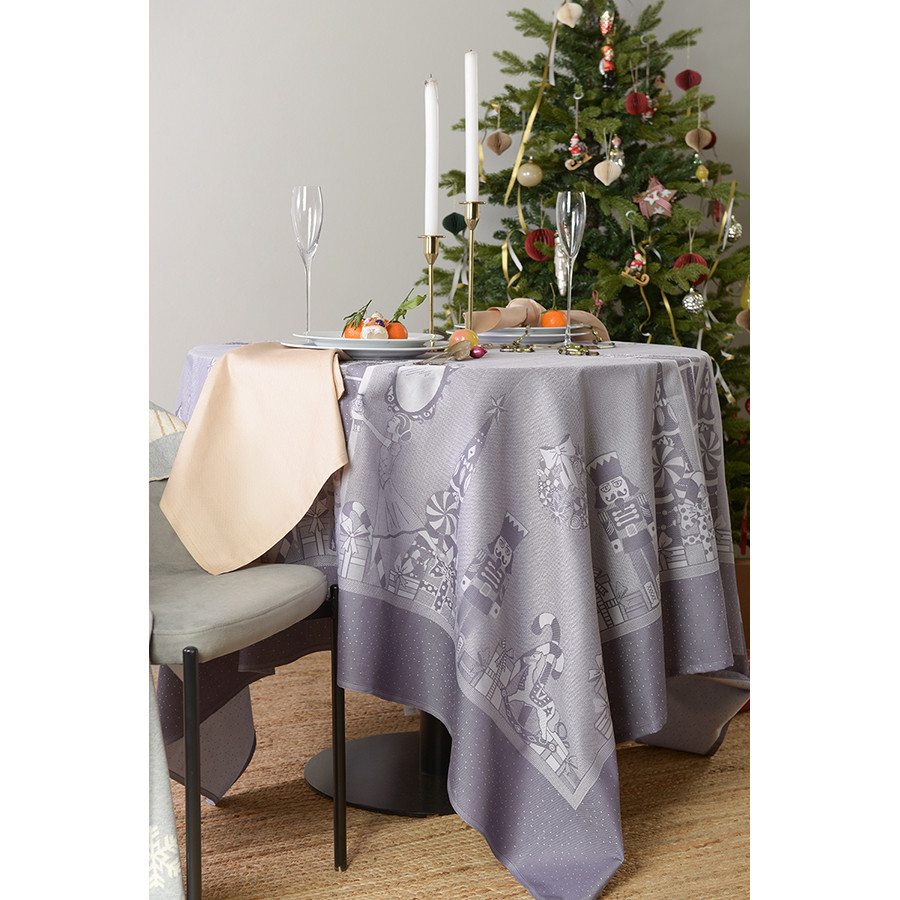 Скатерть из хлопка фиолетово-серого цвета с рисунком Щелкунчик, new year essential, 180х180см