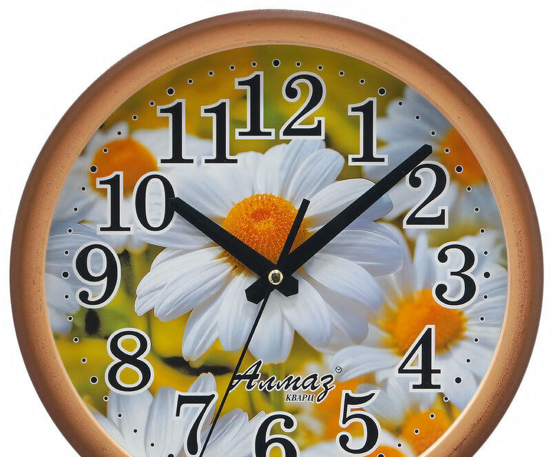 Настенные часы Алмаз В78