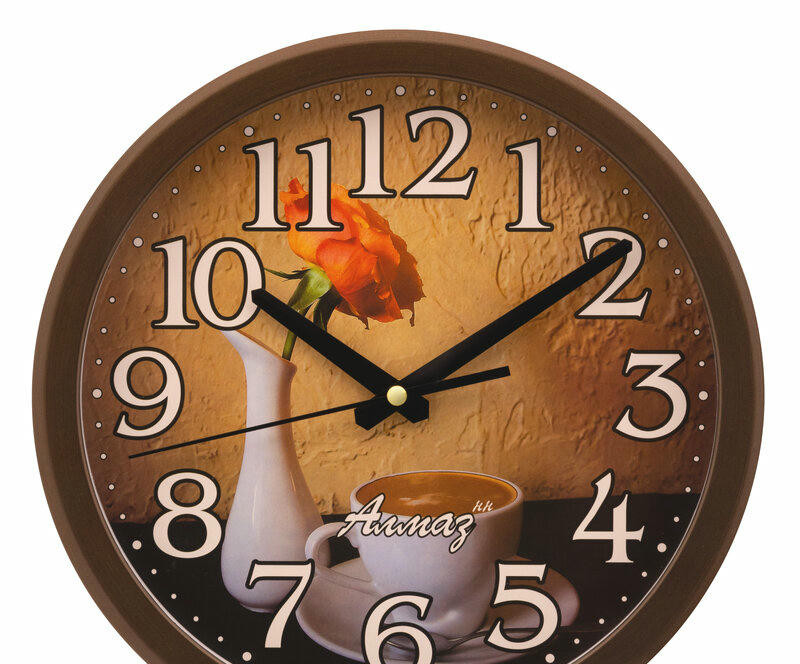Настенные часы Алмаз В158
