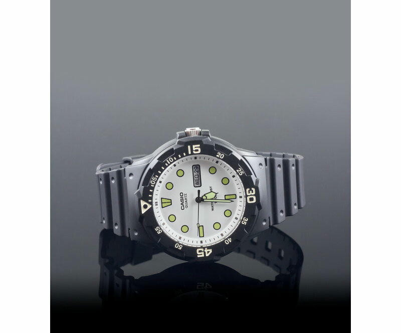 Наручные часы mrw-200h-7e