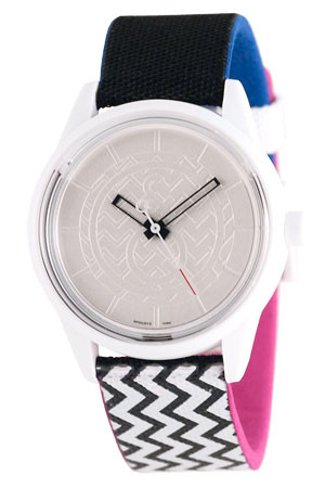 Наручные часы q&q   rp00j013y