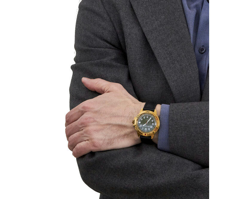 Наручные часы ВОСТОК 2414 (43986Б) ремень