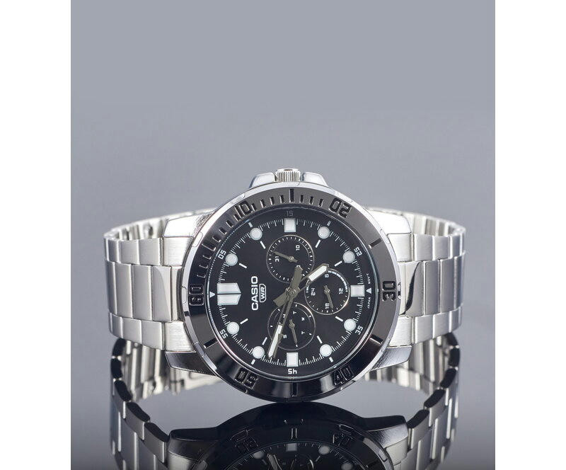 Наручные часы mtp-vd300d-1e