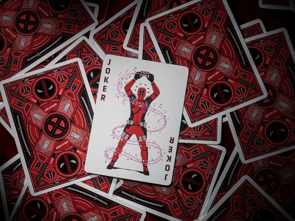 Карты "Theory11 Deadpool playing cards"