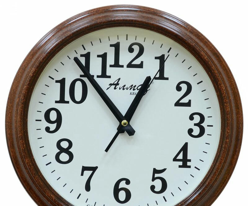 Настенные часы Алмаз А87