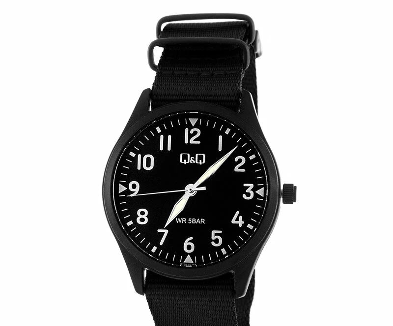 Наручные часы qq q76b-007py