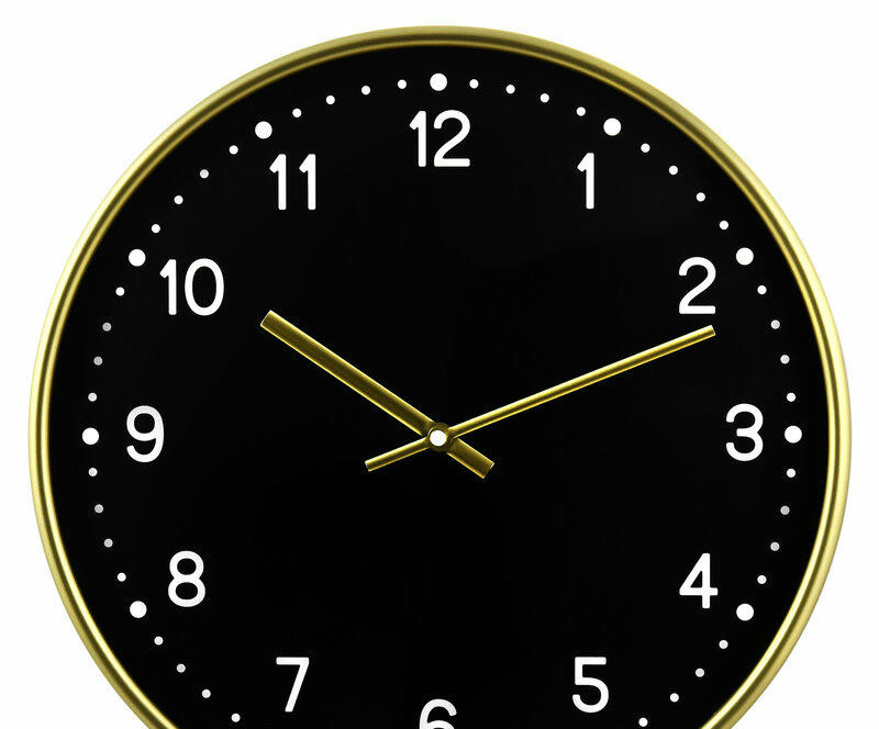 Настенные часы ТРОЙКА 77778739