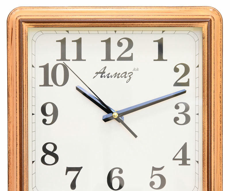 Настенные часы Алмаз Т04