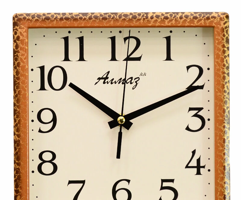 Настенные часы Алмаз М19