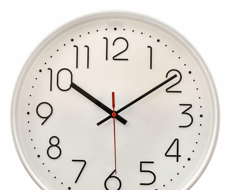 Настенные часы ТРОЙКА 76771783