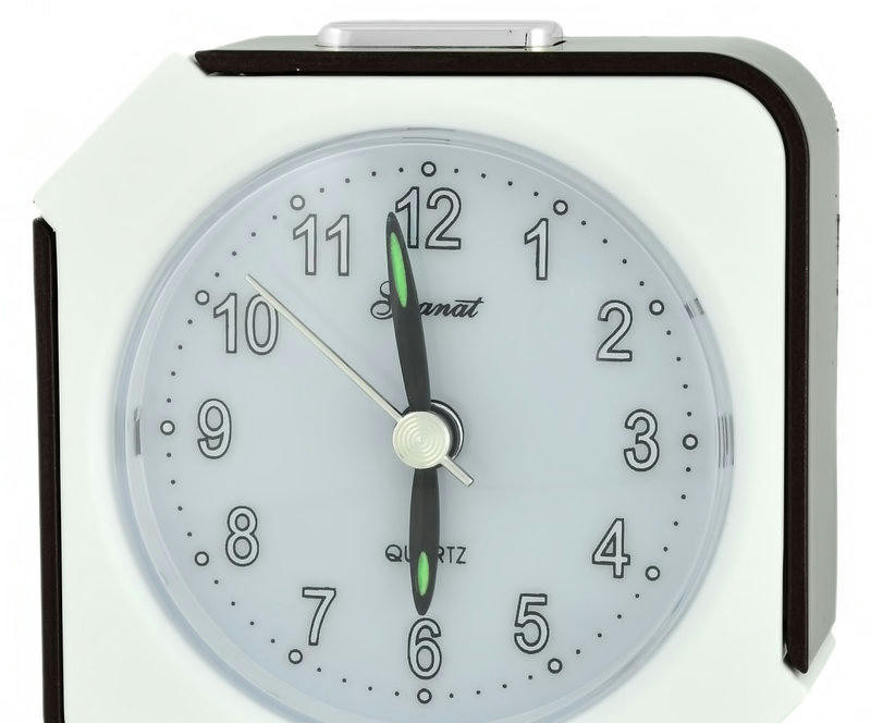 Будильники ГРАНАТ М004-4