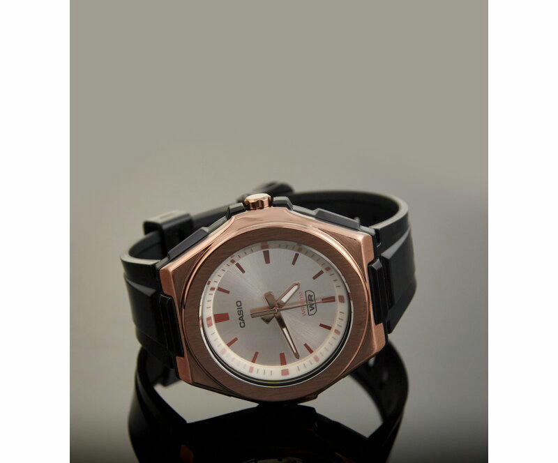 Наручные часы lwa-300hrg-5e